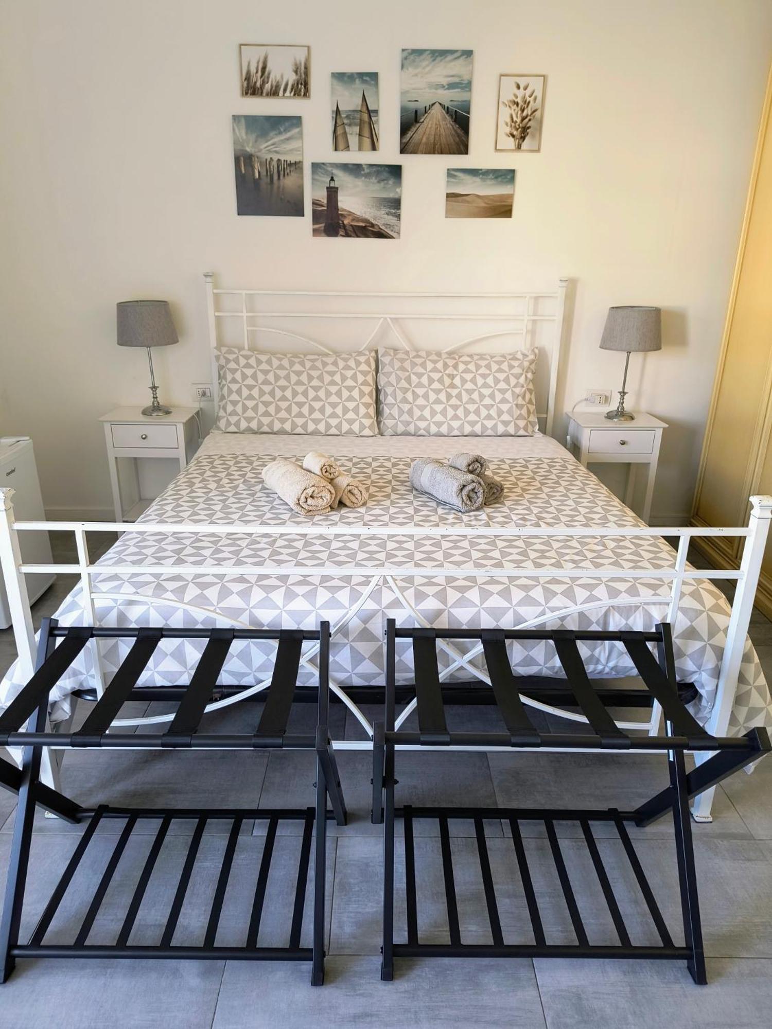 B&B Casa Balai 72 A 100 Mt Dal Mare 托雷斯港 外观 照片