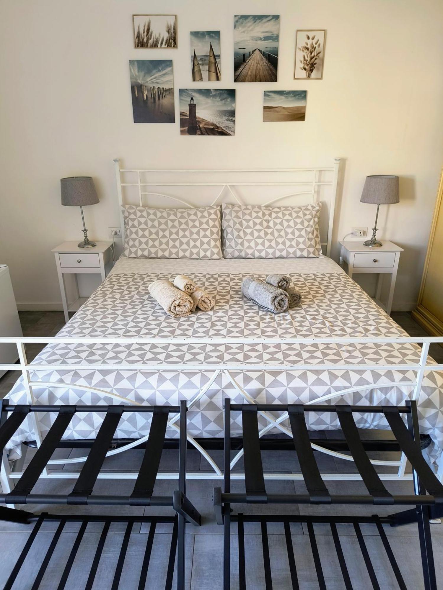 B&B Casa Balai 72 A 100 Mt Dal Mare 托雷斯港 外观 照片
