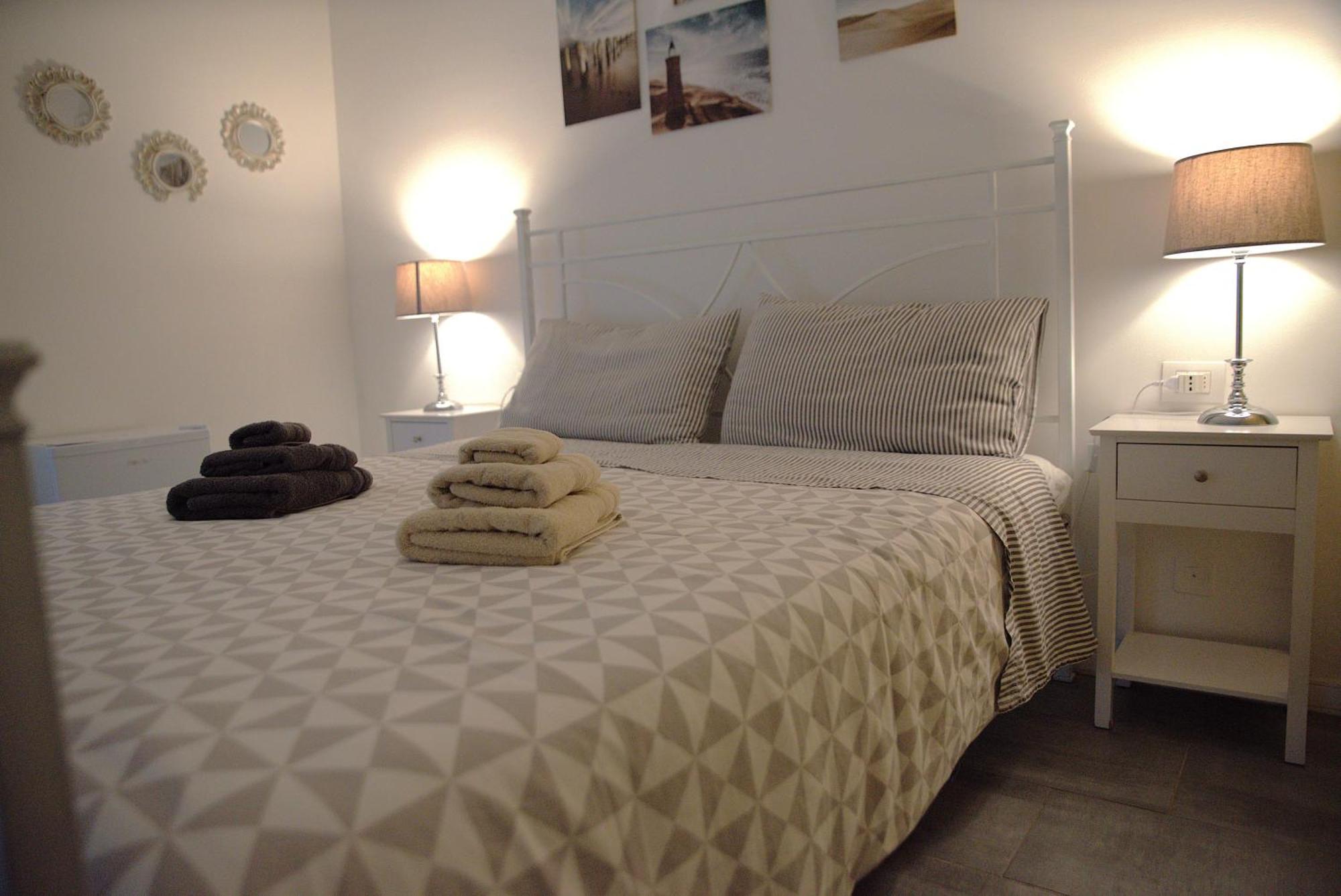 B&B Casa Balai 72 A 100 Mt Dal Mare 托雷斯港 外观 照片