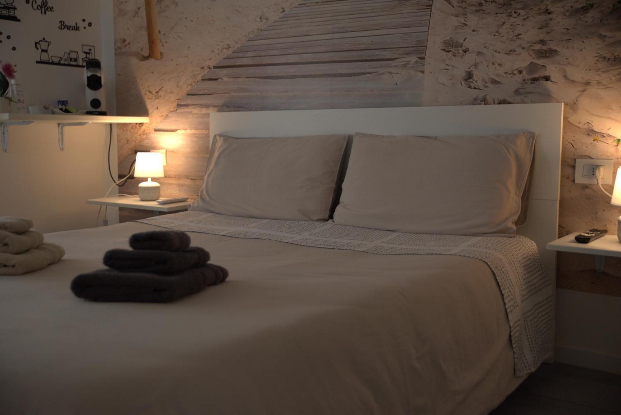 B&B Casa Balai 72 A 100 Mt Dal Mare 托雷斯港 外观 照片